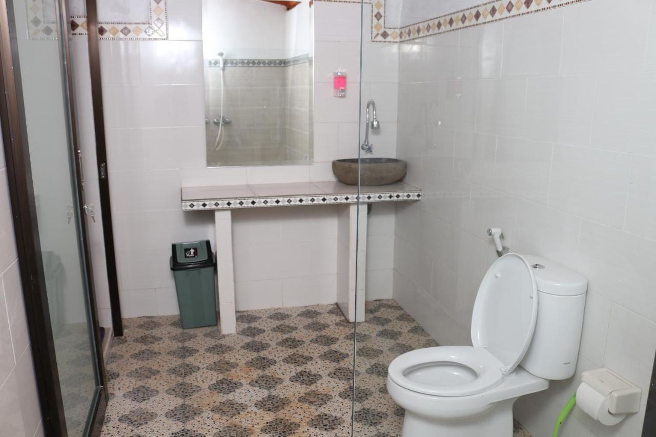 Dangin Kubu Bungalow Sakti Bagian luar foto